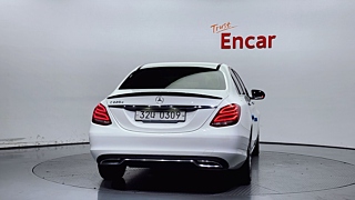 MERCEDES BENZ C-CLASS W205 2016