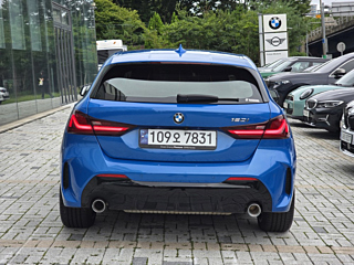 BMW 1-SERIES F40 2024