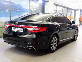 HYUNDAI GRANDEUR HG 2016