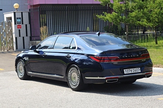 GENESIS G90 2019