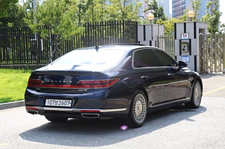 GENESIS G90 2019