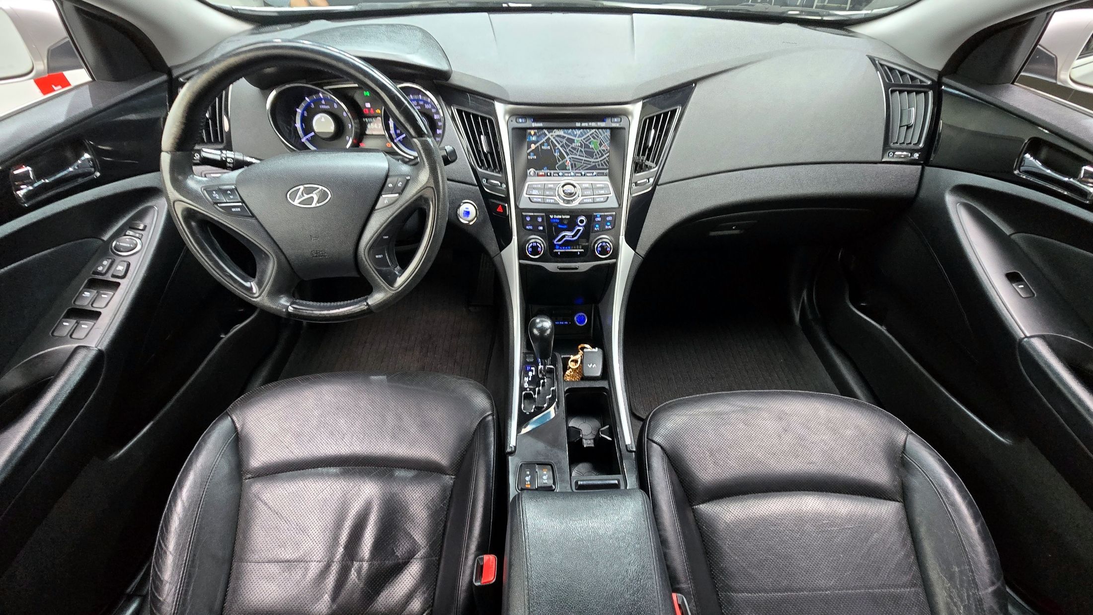 HYUNDAI SONATA YF 2010