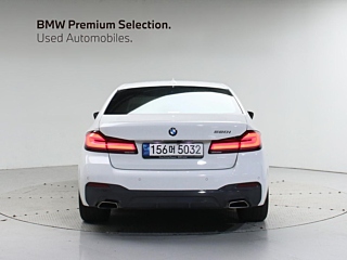 BMW 5-SERIES G30 2022