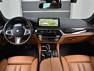 BMW 5-SERIES G30 2022