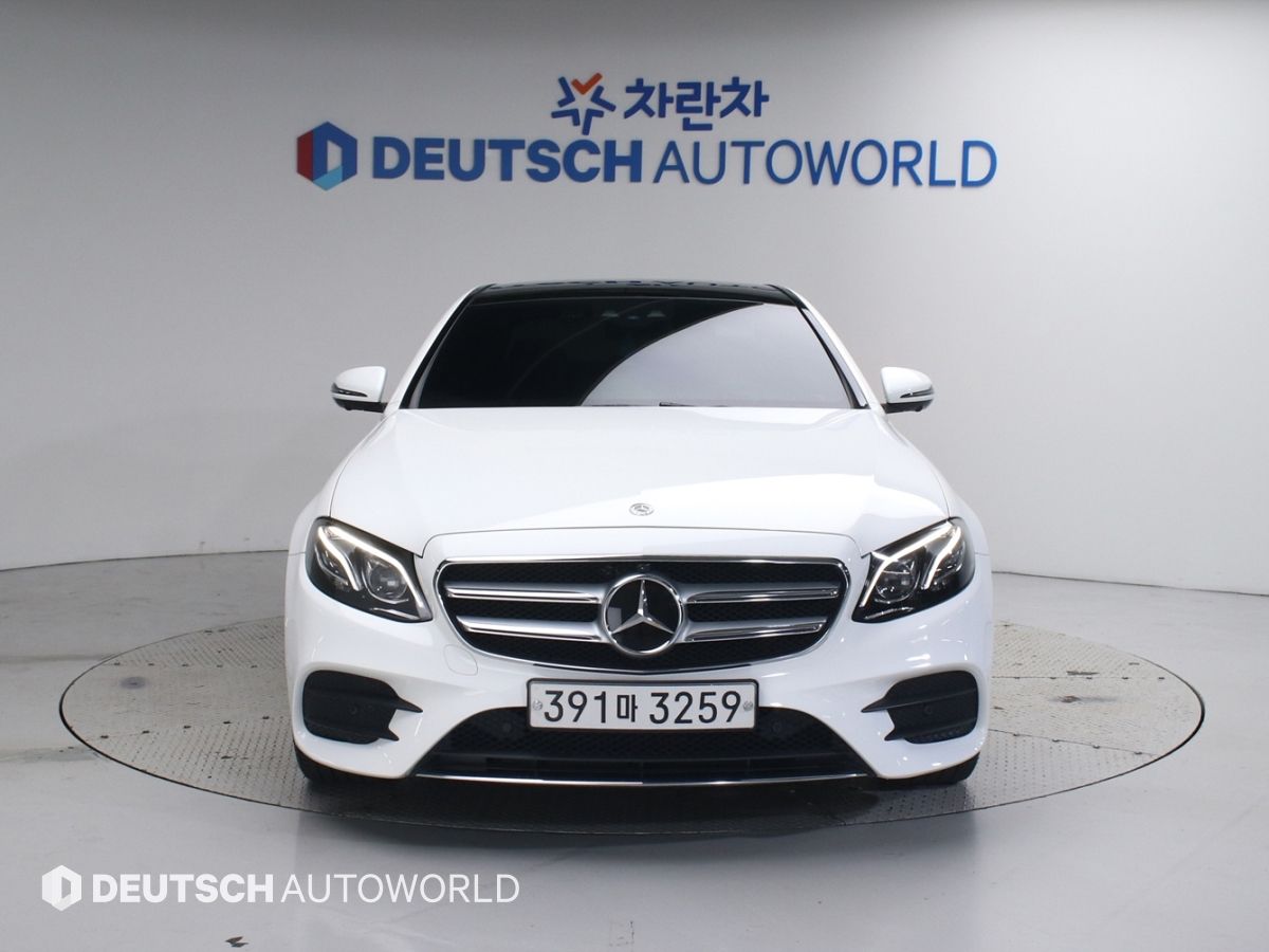 MERCEDES BENZ E-CLASS W213 2019