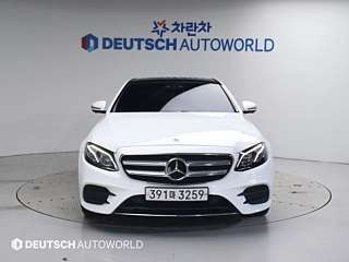 MERCEDES BENZ E-CLASS W213 2019