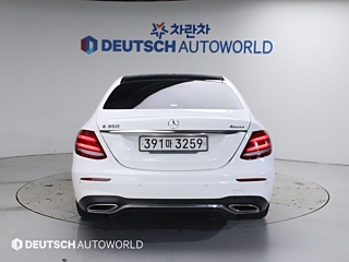 MERCEDES BENZ E-CLASS W213 2019
