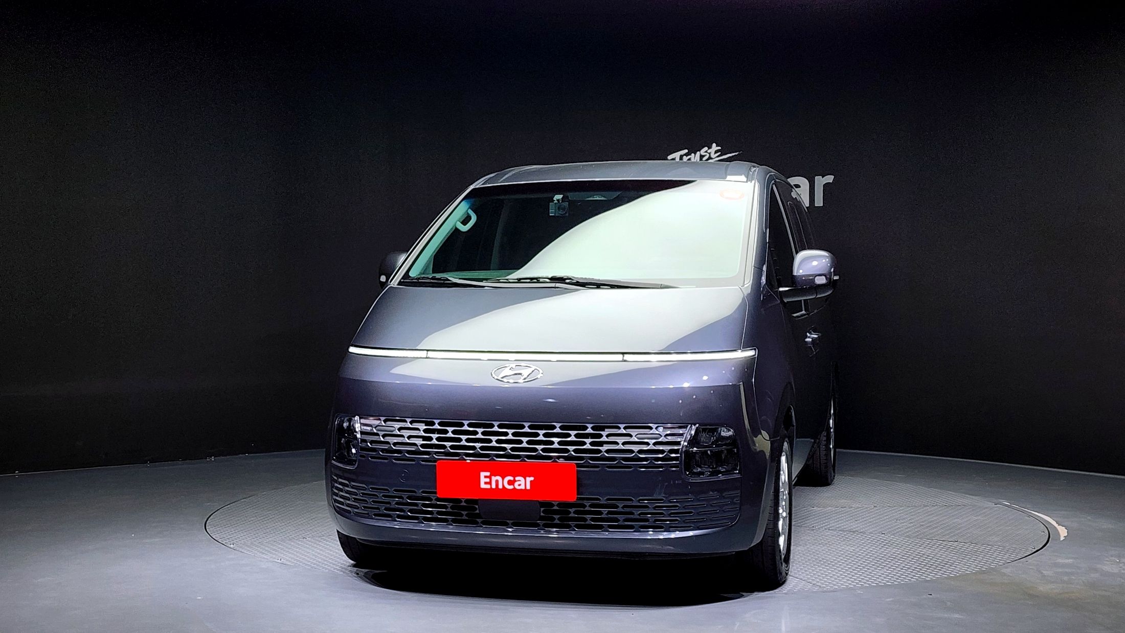 HYUNDAI STARIA 2023