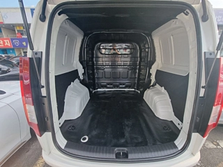 HYUNDAI STARIA 2022