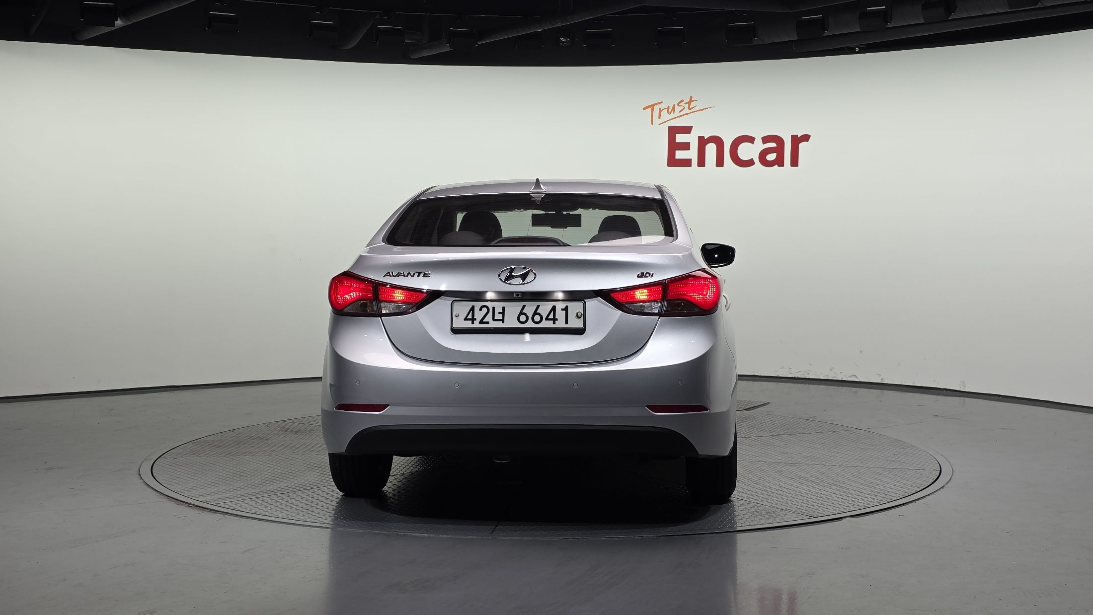 HYUNDAI AVANTE 2015