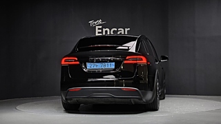 TESLA MODEL X  Long Range 2025