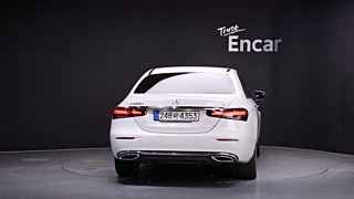 MERCEDES BENZ E-CLASS W213 2023