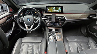 BMW 5-SERIES G30 2017