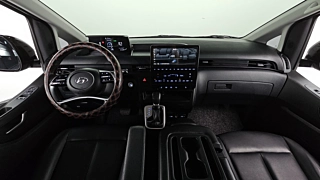 HYUNDAI STARIA  Tourer 11 Seater 2022