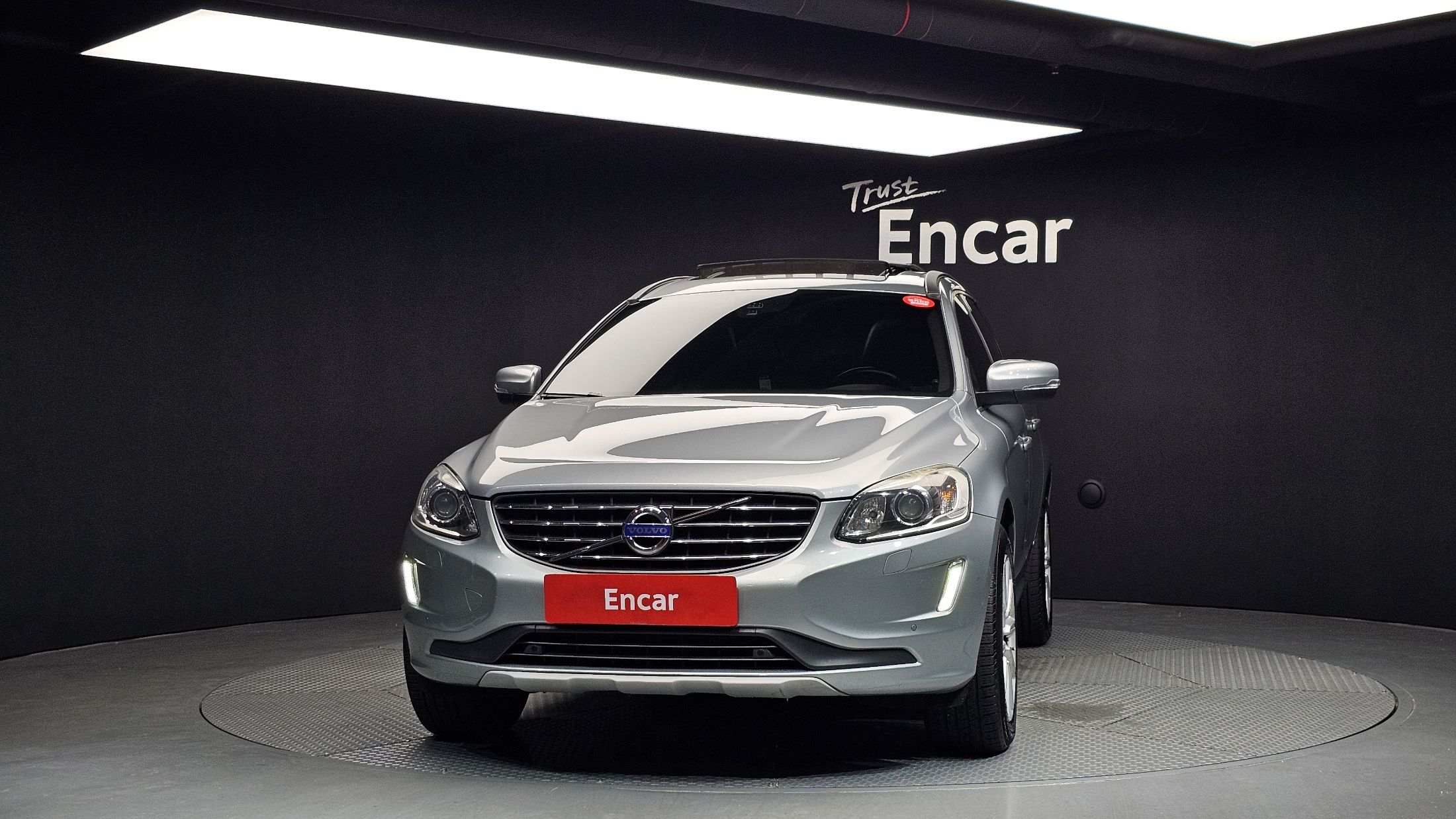 VOLVO XC60 2016
