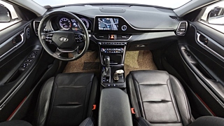 HYUNDAI GRANDEUR IG 2017