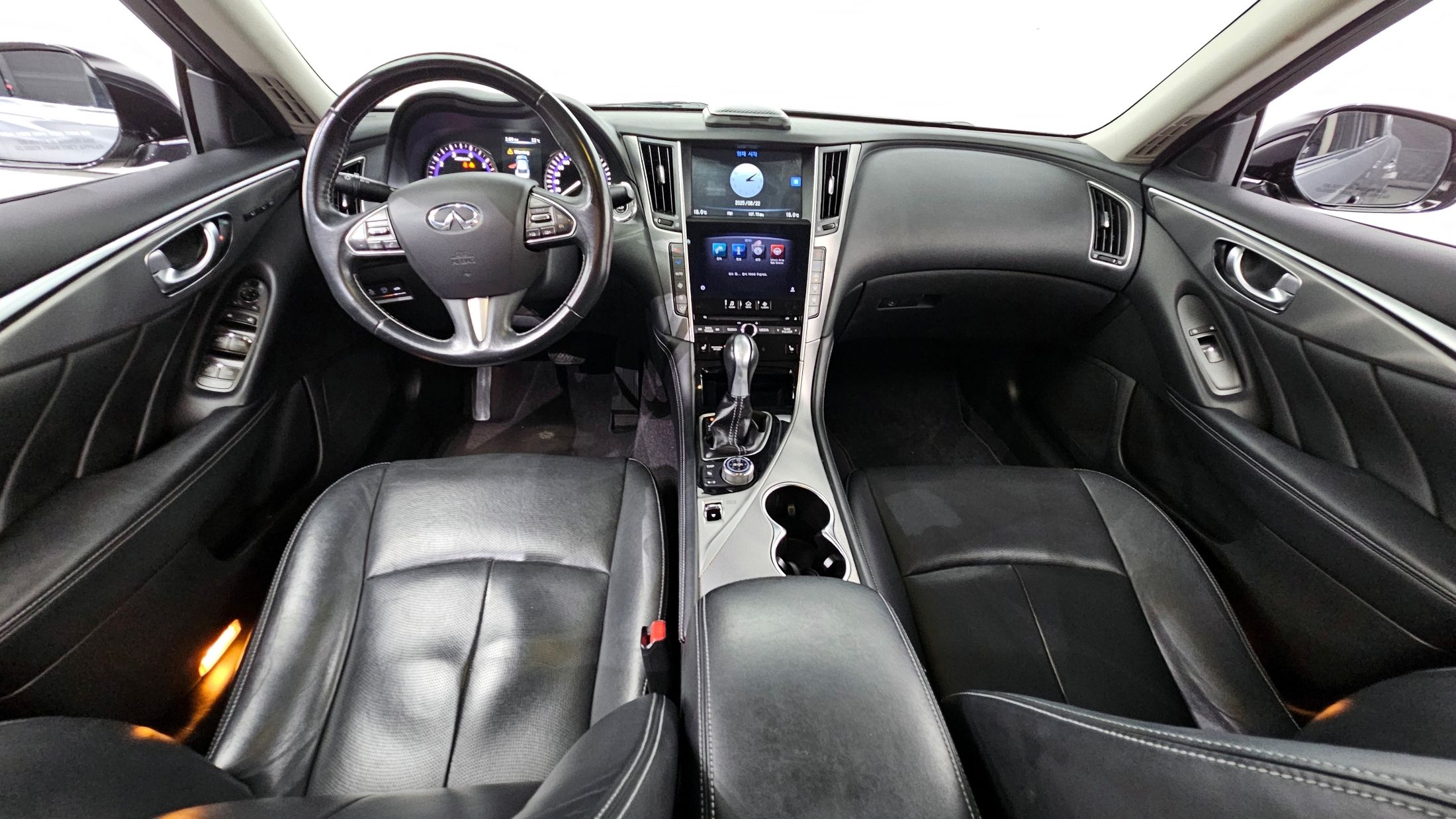 INFINITI Q50 2014