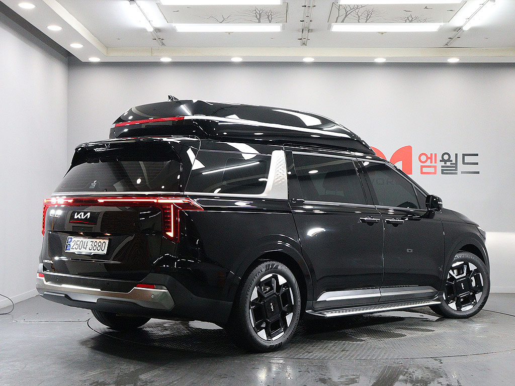 KIA CARNIVAL 2024