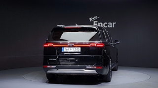 KIA CARNIVAL 2023