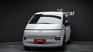 HYUNDAI STARIA 2022