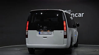 HYUNDAI STARIA 2022
