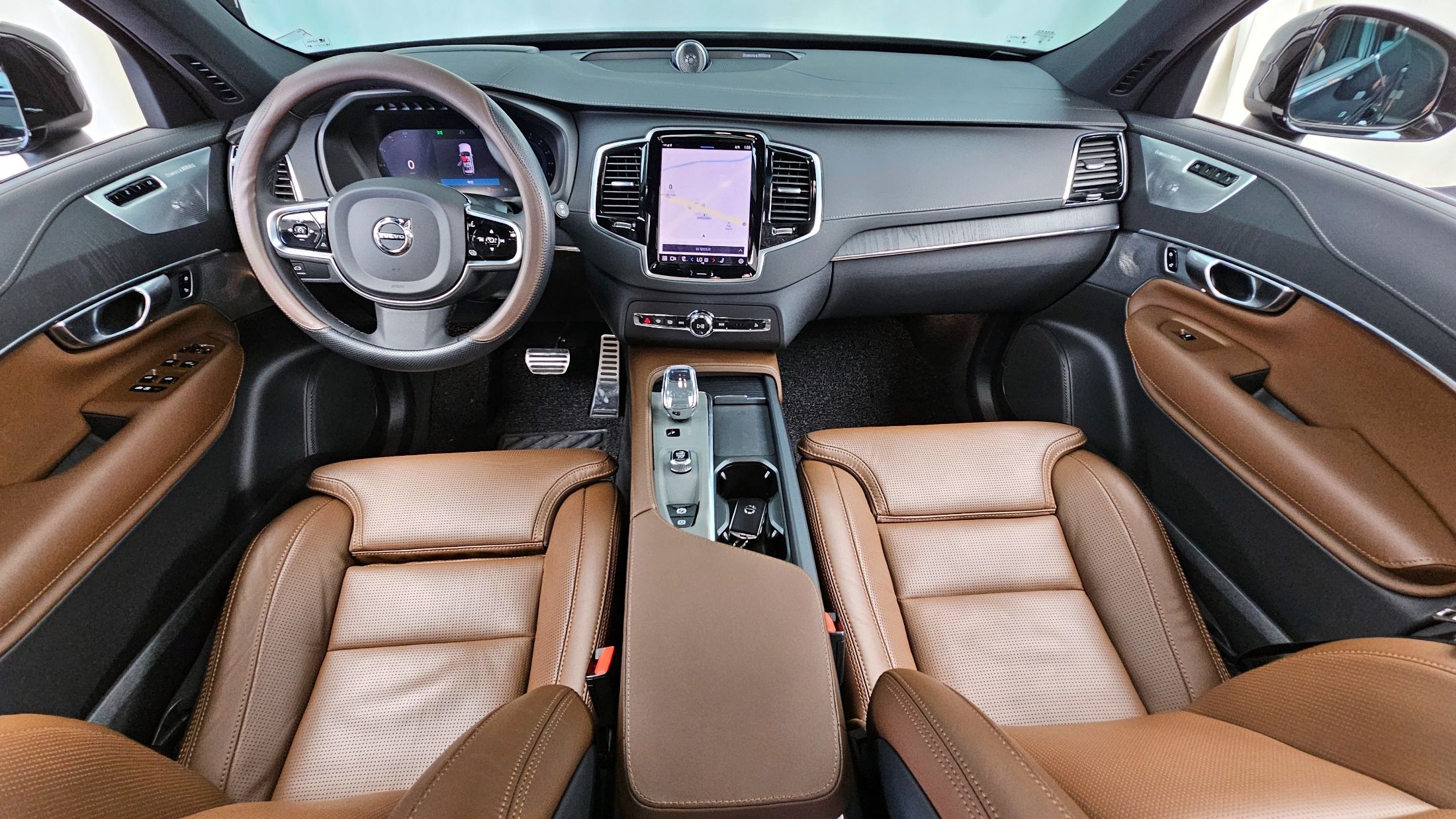 VOLVO XC90 2024