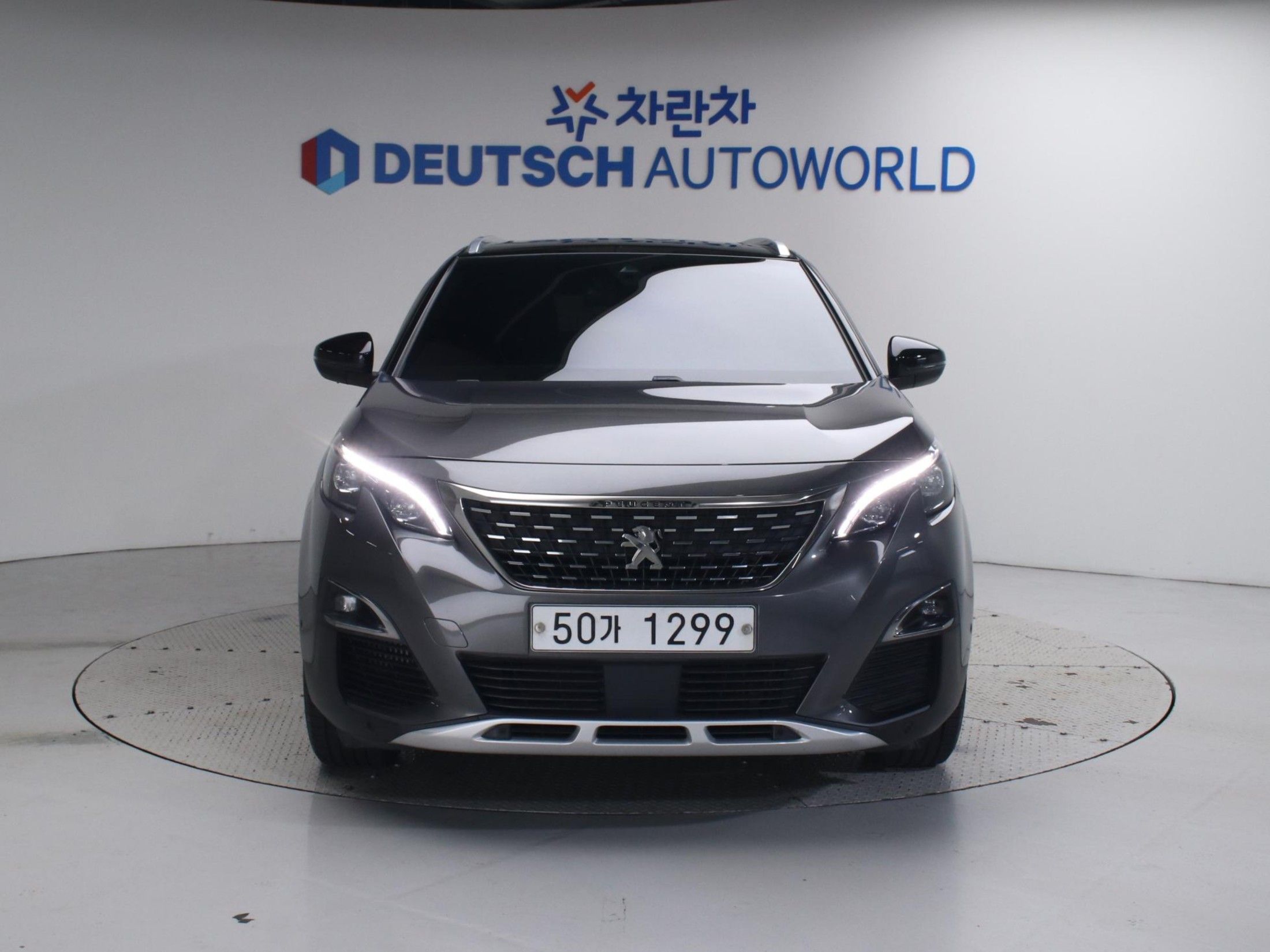 PEUGEOT 5008 2019
