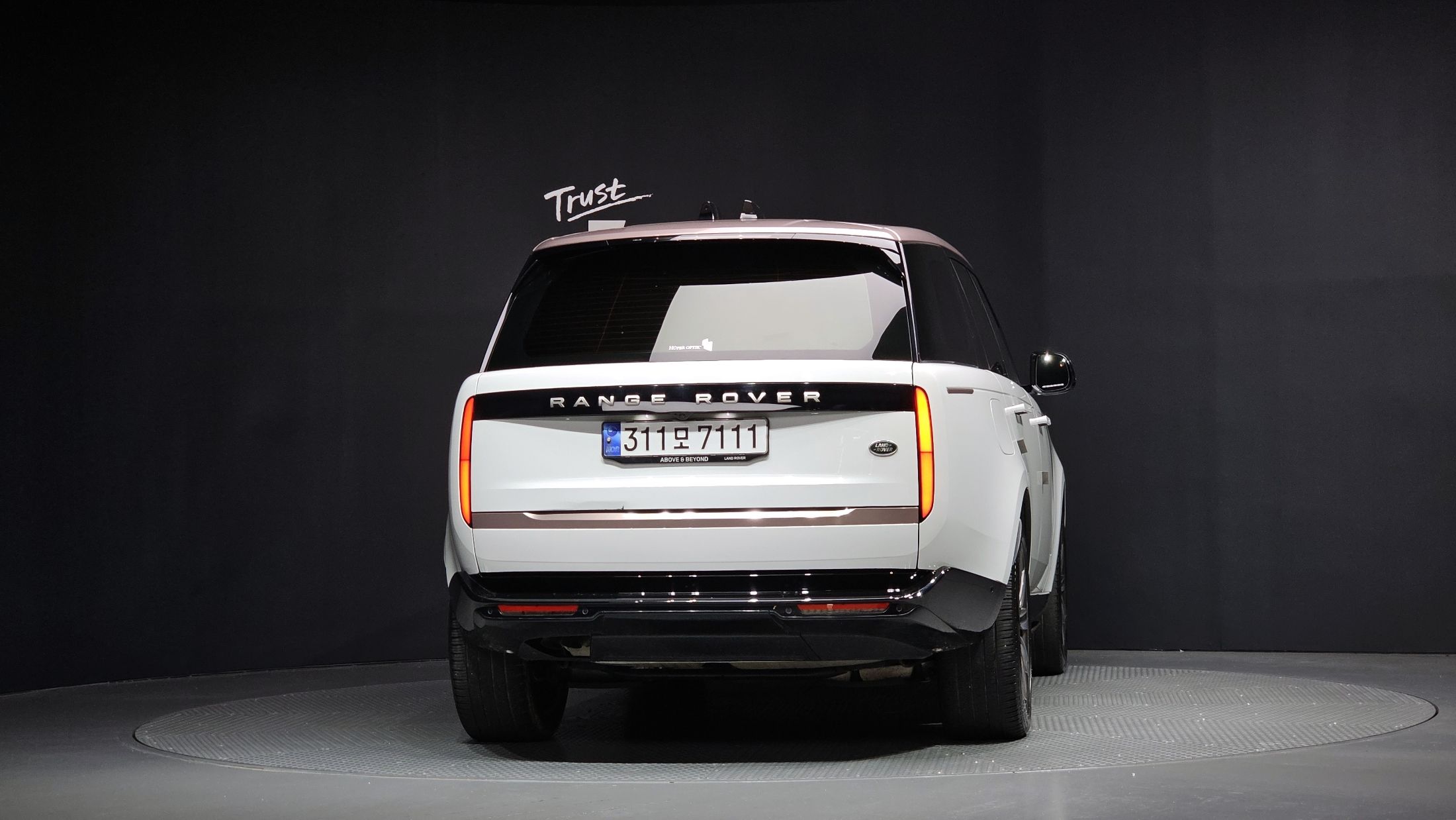 LAND ROVER RANGE ROVER 2023