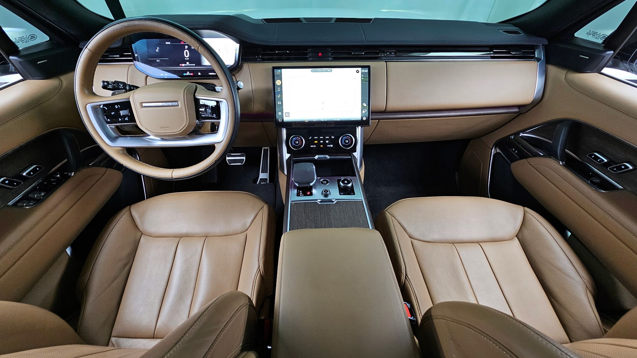 LAND ROVER RANGE ROVER 2023