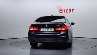 BMW 5-SERIES G30 2017