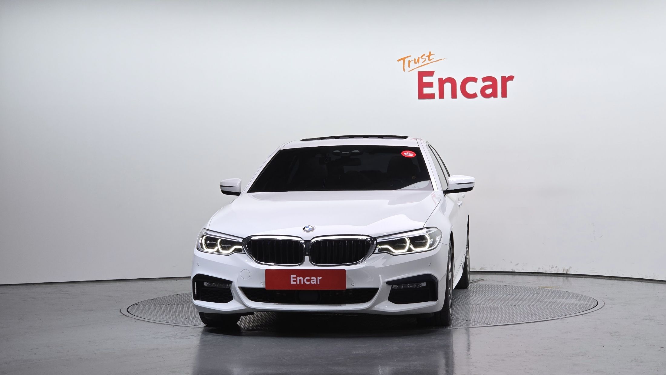 BMW 5-SERIES G30 2017