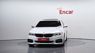 BMW 5-SERIES G30 2017