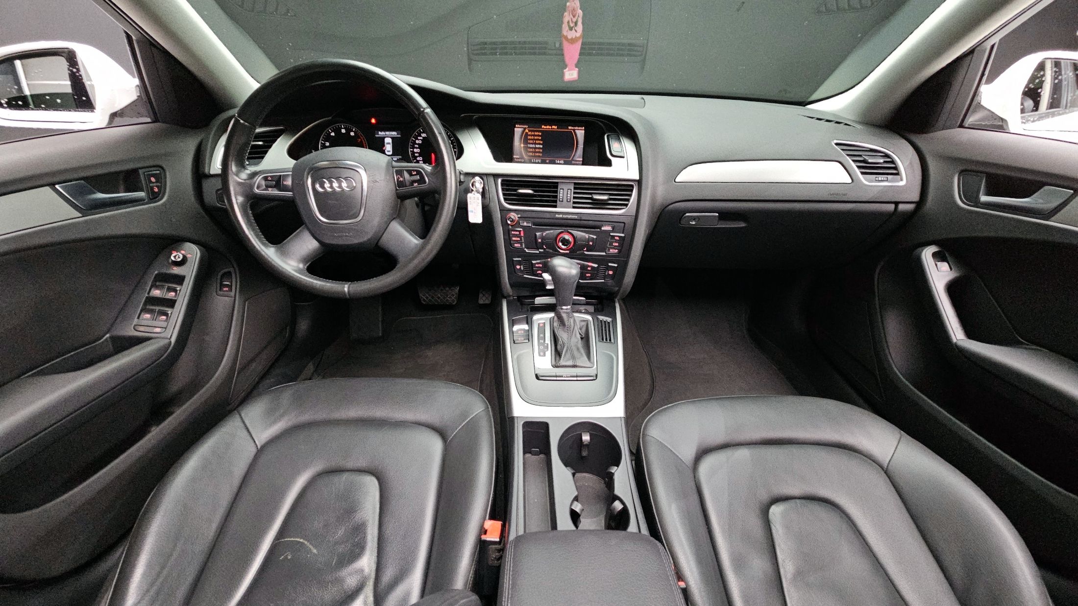 AUDI A4 2011