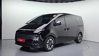 HYUNDAI STARIA  Lounge 9 Seater 2022