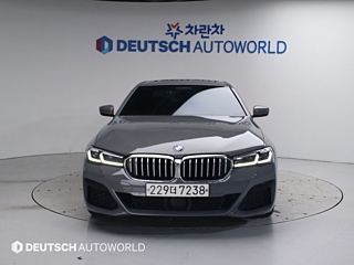 BMW 5-SERIES G30 2020