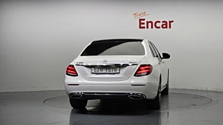 MERCEDES BENZ E-CLASS W213 2019