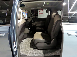 KIA CARNIVAL 2024