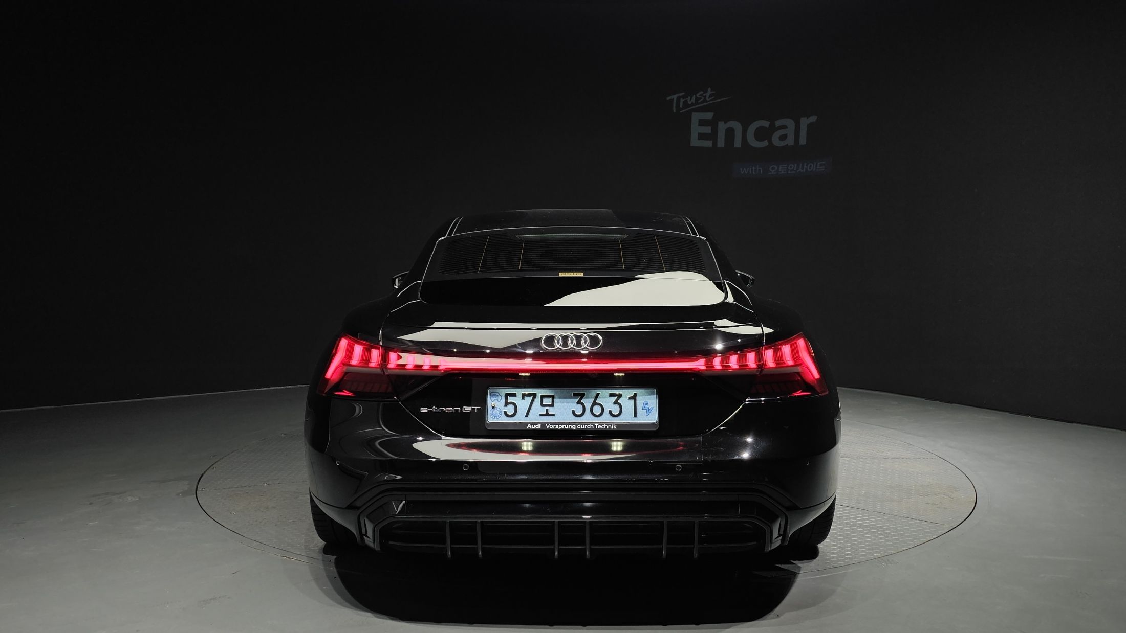 AUDI E-TRON 2022