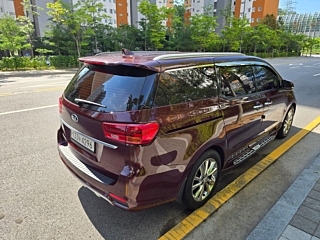 KIA CARNIVAL 2019