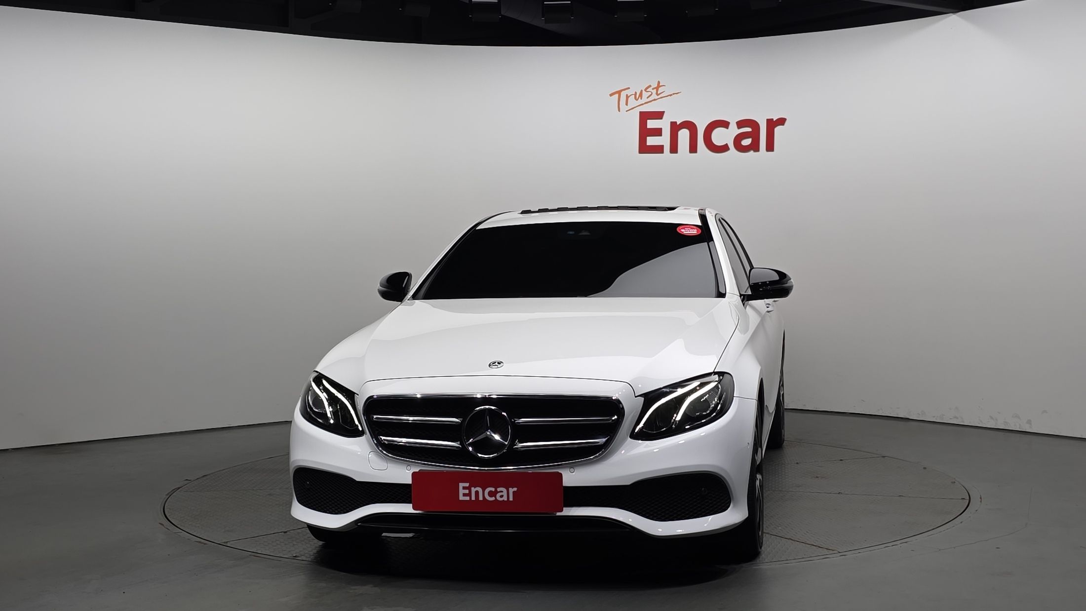 MERCEDES BENZ E-CLASS W213 2020