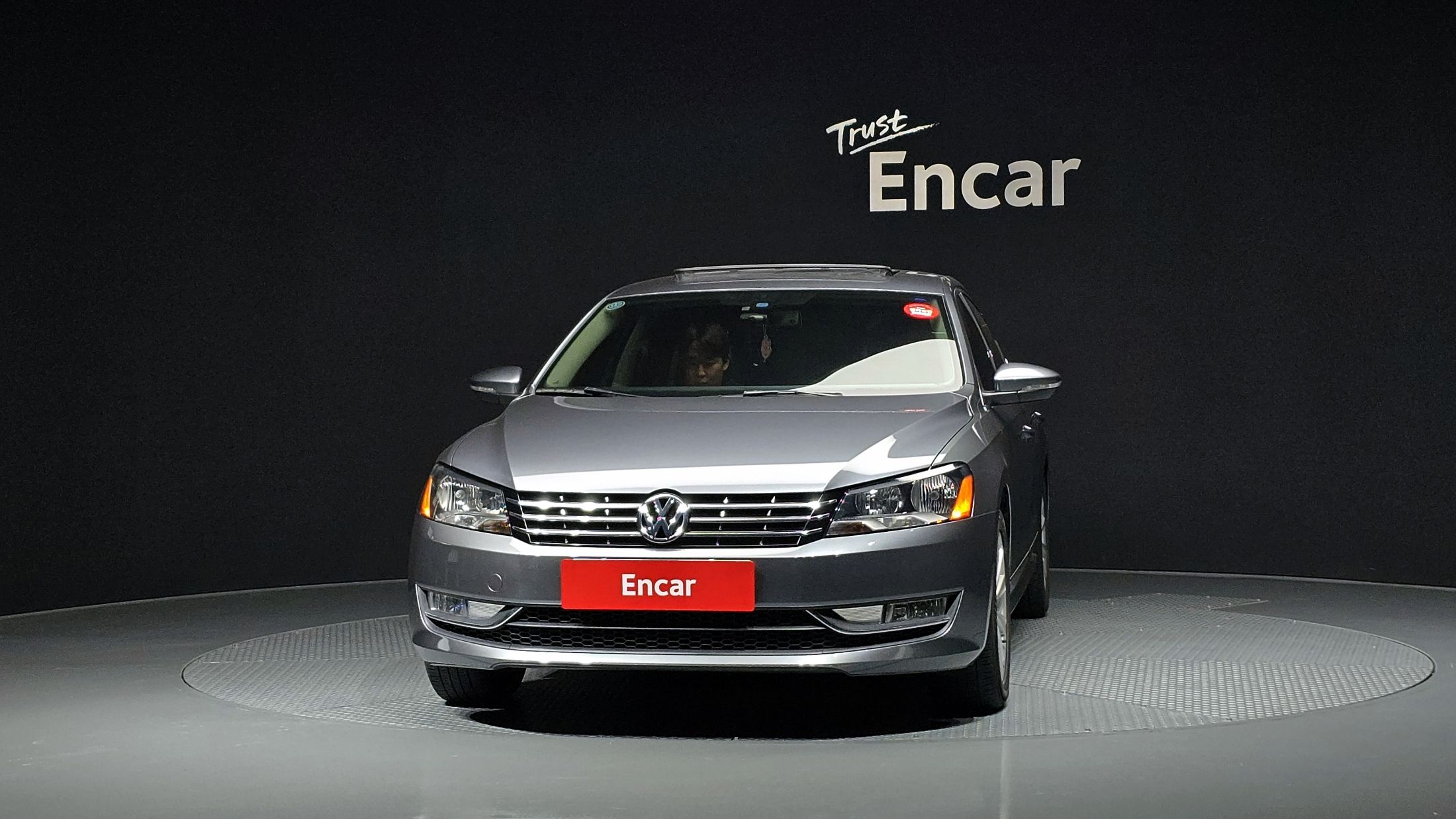 VOLKSWAGEN PASSAT 2014