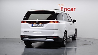 KIA CARNIVAL 2021