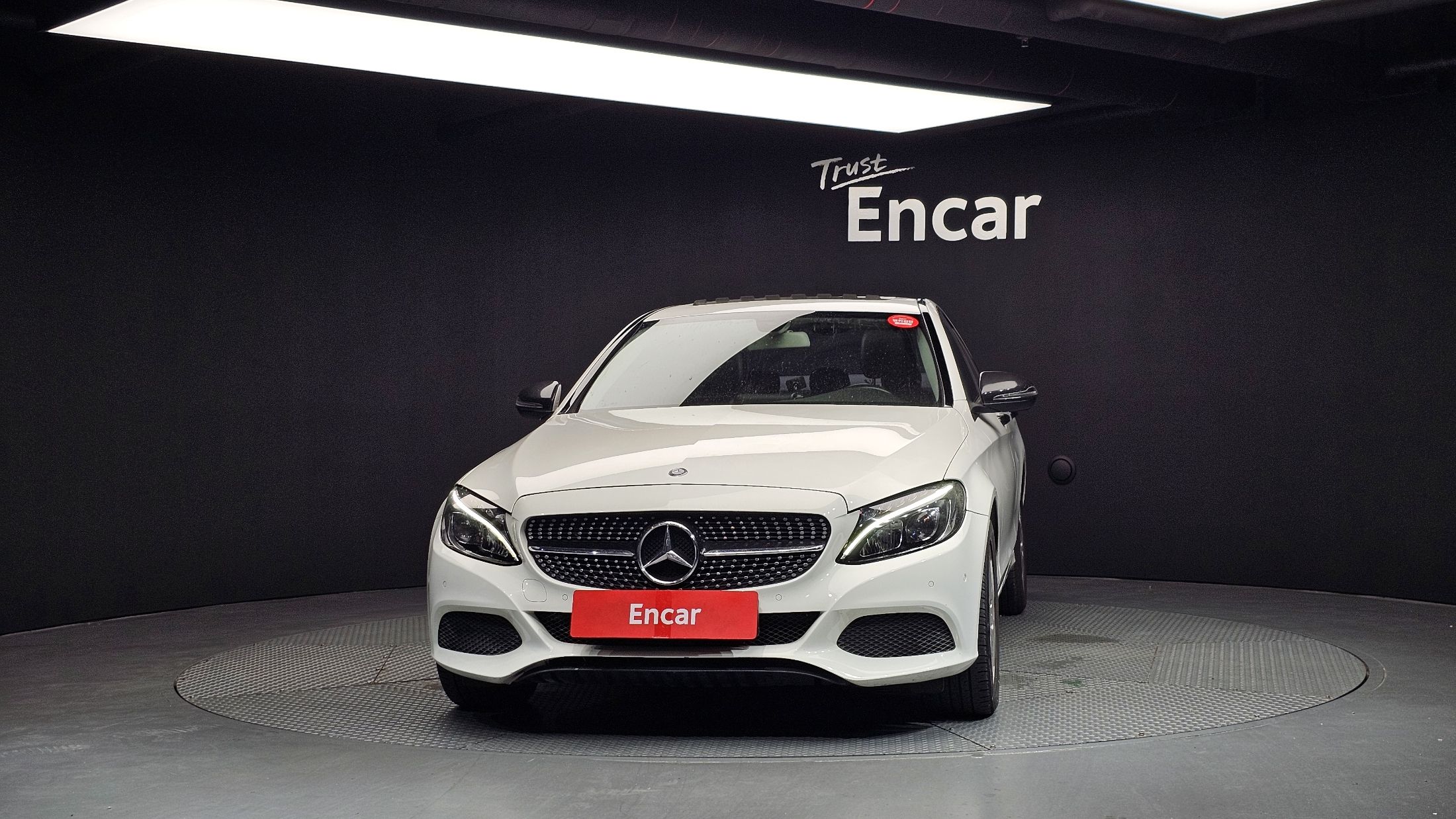 MERCEDES BENZ C-CLASS W205 2016