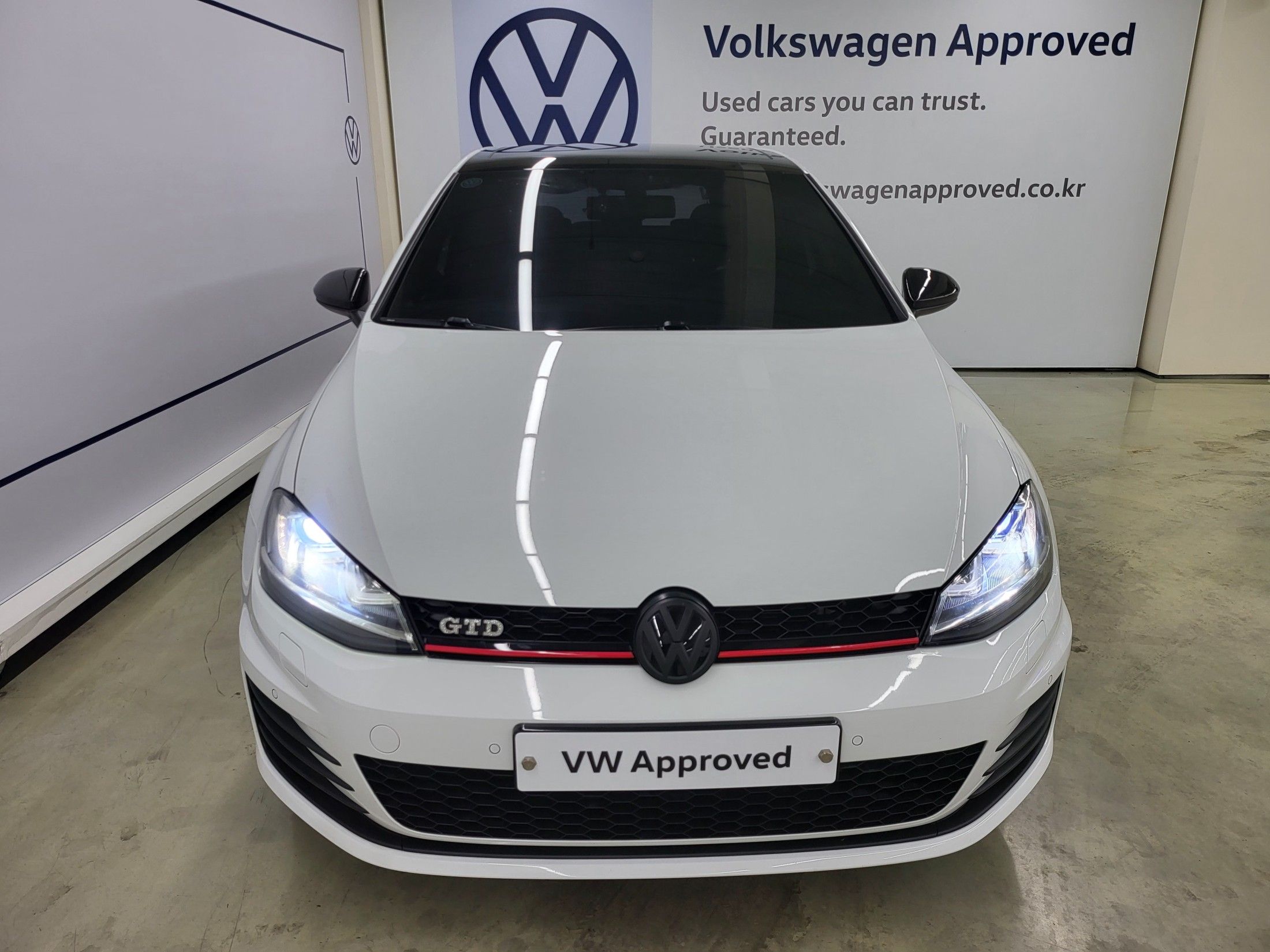 VOLKSWAGEN GOLF 2016