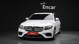 MERCEDES BENZ E-CLASS W213 2019