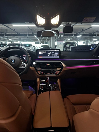BMW 5-SERIES G30 2022