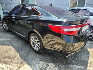 HYUNDAI GRANDEUR HG 2016