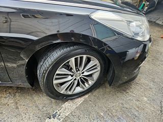 HYUNDAI GRANDEUR HG 2016