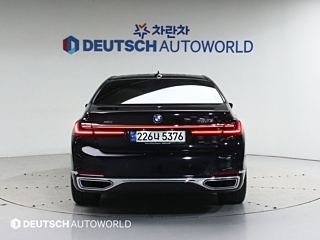 BMW 7-SERIES G11 2020