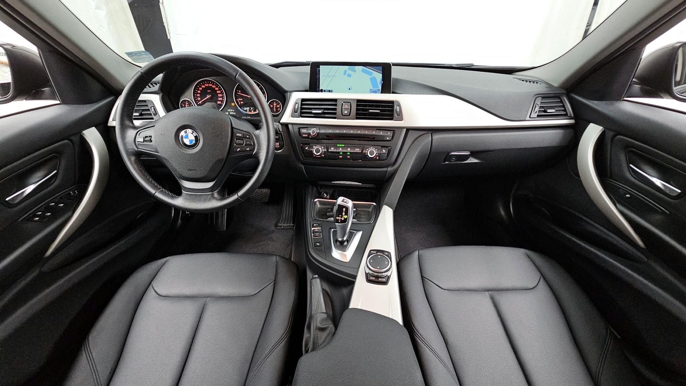 BMW 3-SERIES F30 2015